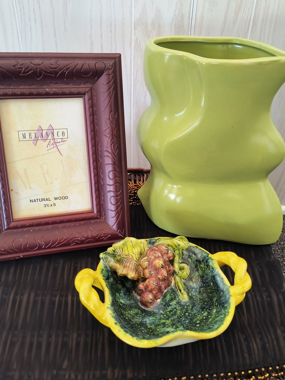 Home Decor Bundle - Green Vase